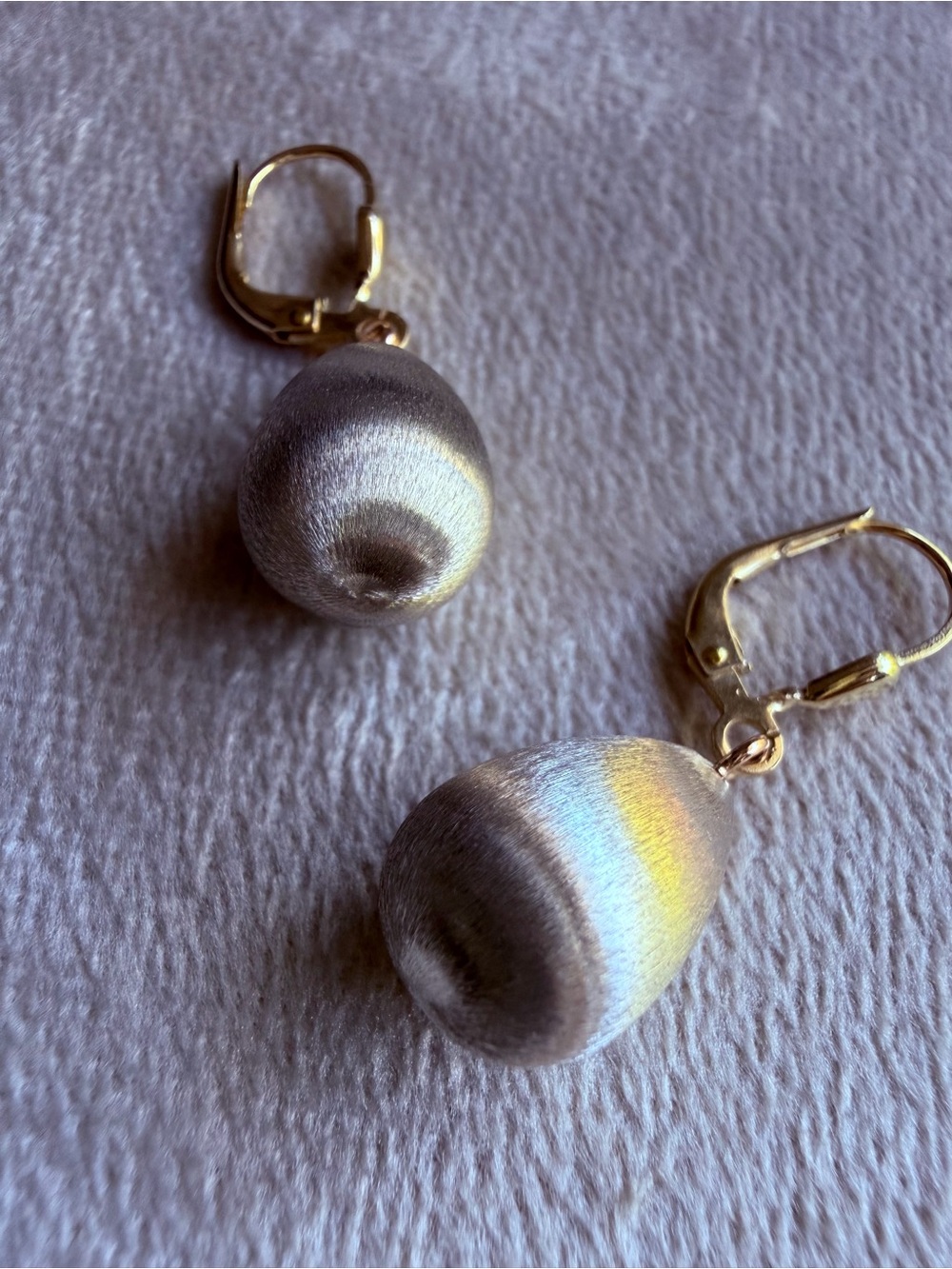 14K Gold Brushed Teardrop Drop Earrings | Two-Tone Satin Finish | 3.14g - Picture 15 of 16